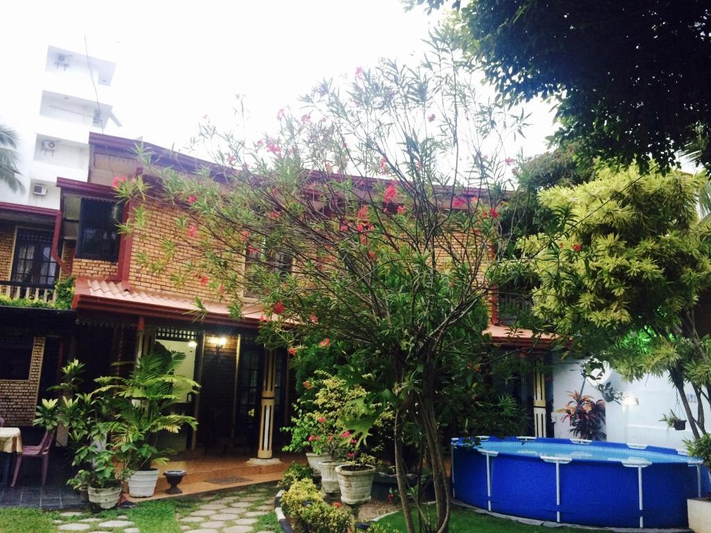 Colombo Lavinia Beach Hostel Dehiwala-Mount Lavinia Zewnętrze zdjęcie