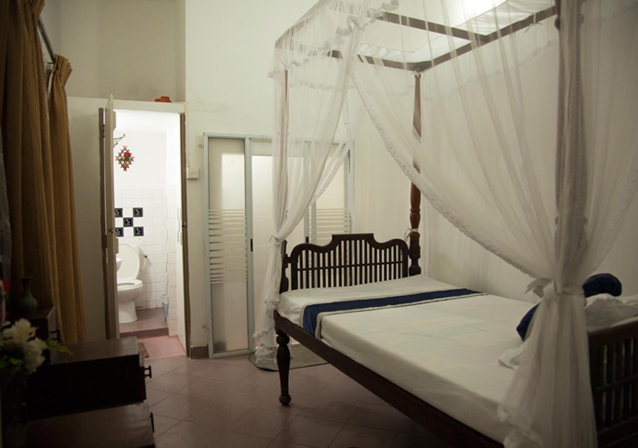 Colombo Lavinia Beach Hostel Dehiwala-Mount Lavinia Zewnętrze zdjęcie