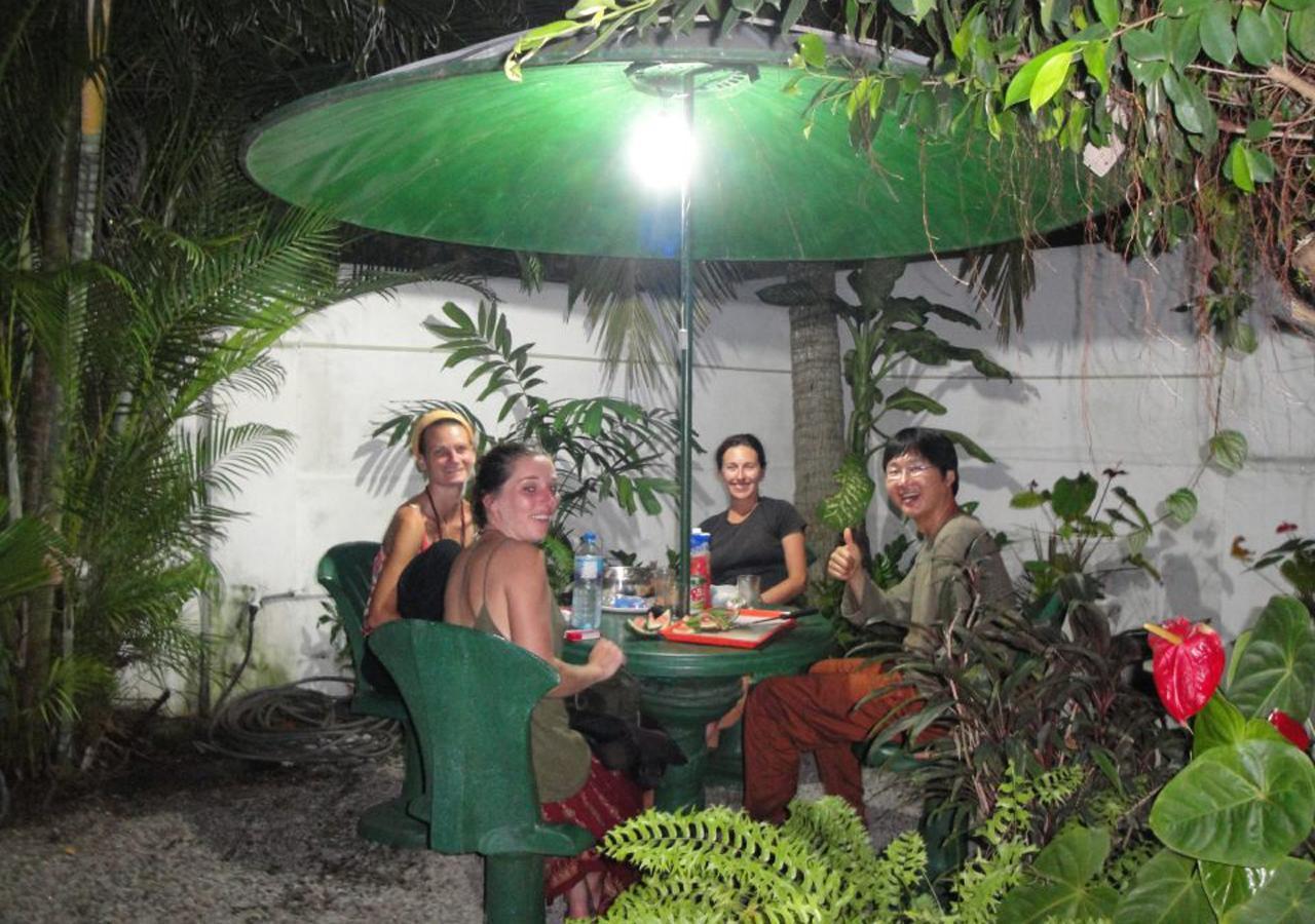 Colombo Lavinia Beach Hostel Dehiwala-Mount Lavinia Zewnętrze zdjęcie