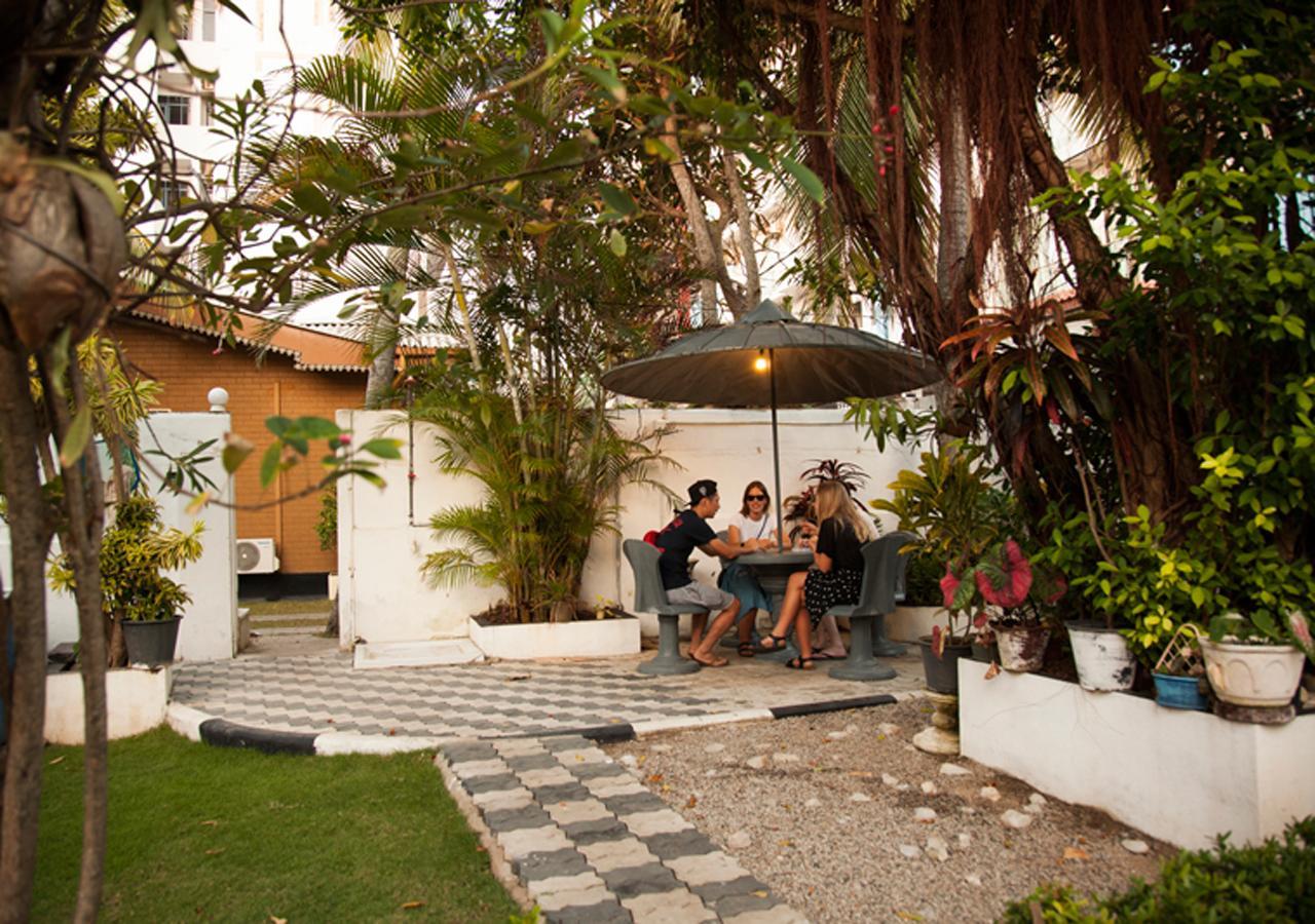Colombo Lavinia Beach Hostel Dehiwala-Mount Lavinia Zewnętrze zdjęcie